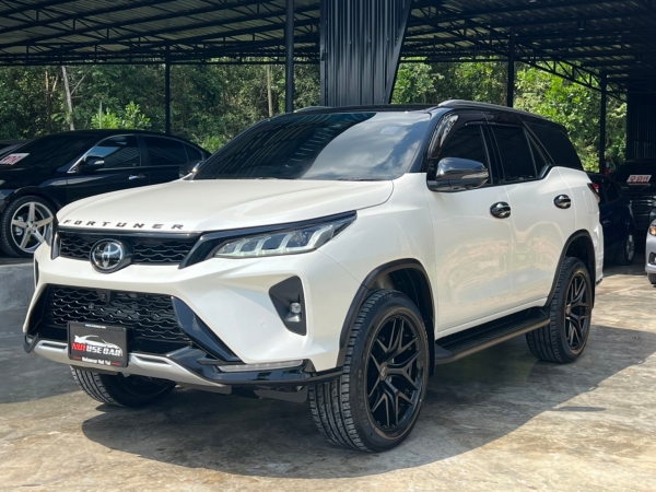 Toyota Fortuner 2.8 Legender 4WD